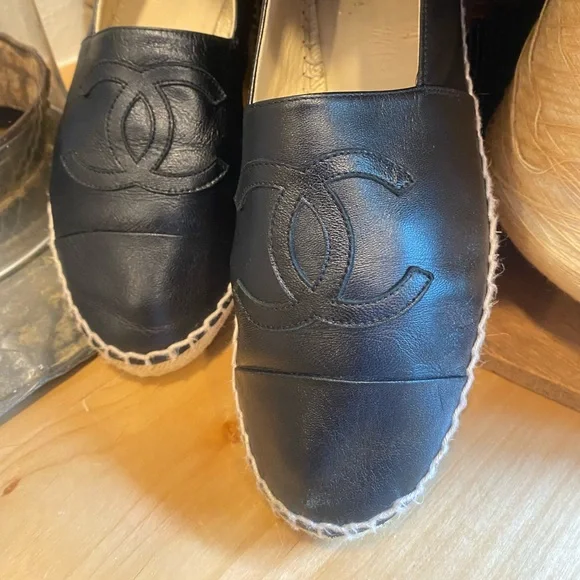 Authentic Chanel Black Leather Espadrille Shoes - Picture 2 of 16